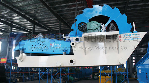 SX2611洗砂脱水一体机专车中,筹办发货